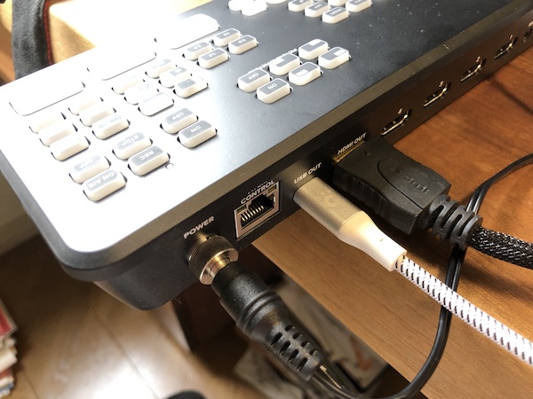 ATEM Mini Pro(モニター接続)